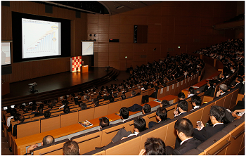 昨年の講演風景